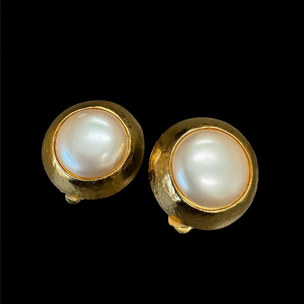 Ellen Kiam Gold Pearl Clip on Earrings